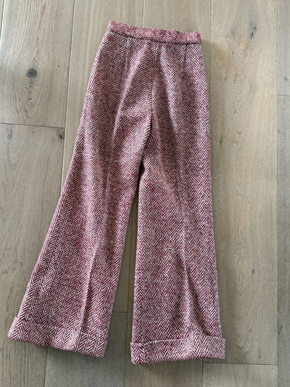 Vintage Textured Herringbone suit in Burgundy & Cream - Picture 2 of 6